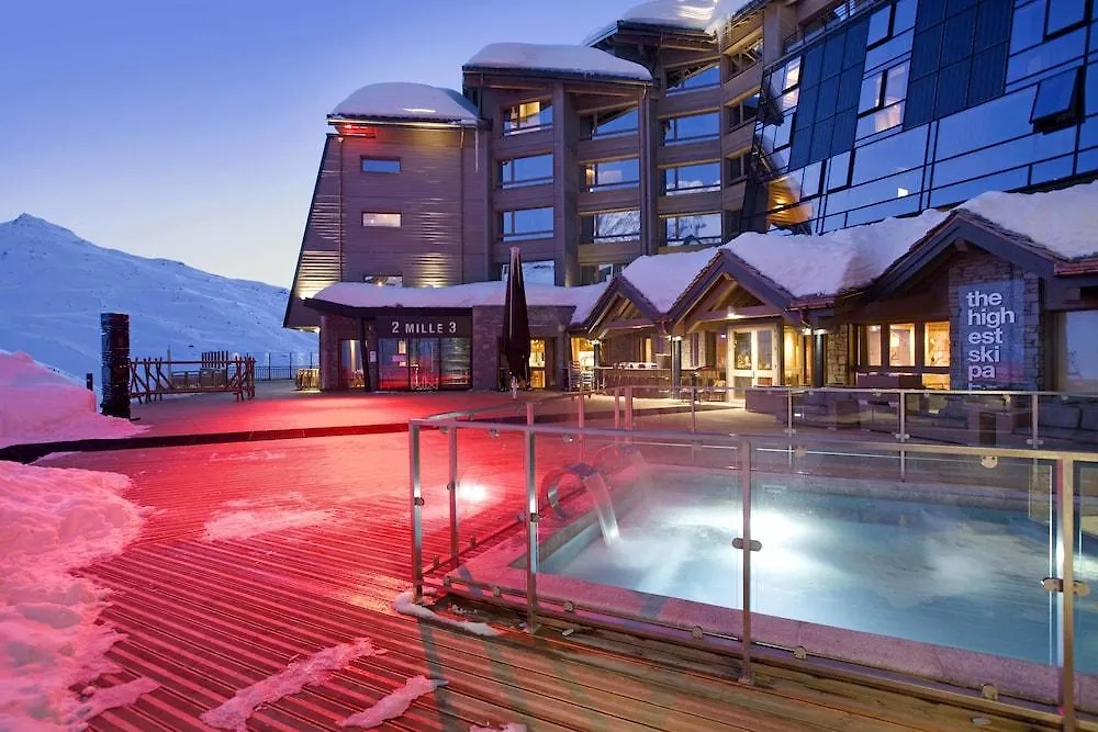 Altapura Hotel & Spa Val Thorens 5*,  France